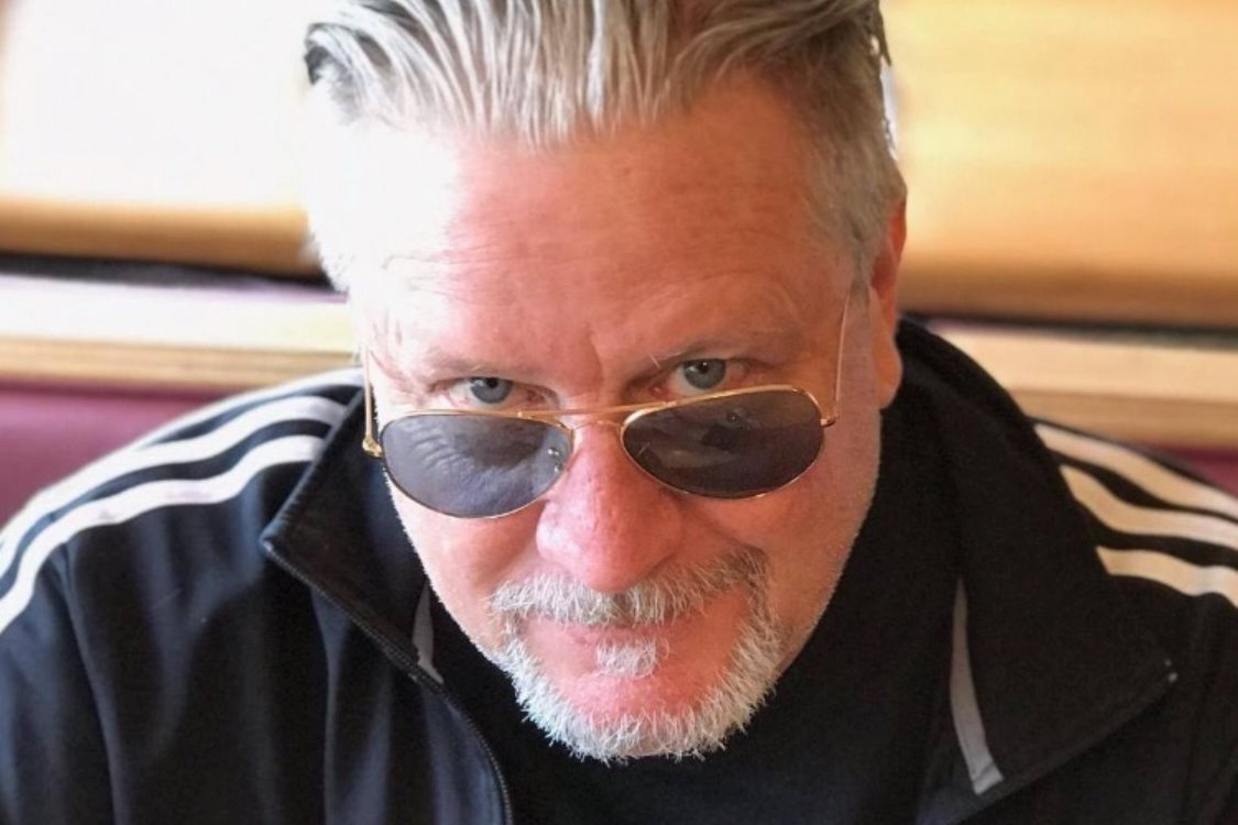 41191494_1565289970936388_r